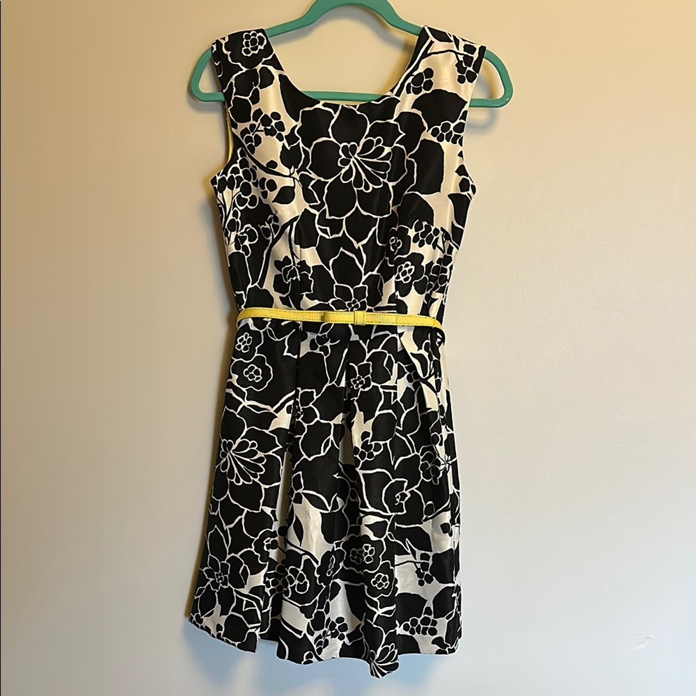 NWT Black and White Floral Sleeveless A-Line Mini Dress